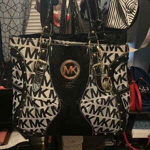 Michael Kors Black and White Tote Bag